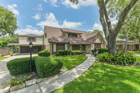 2905 Saxton Court Pearland TX 77581