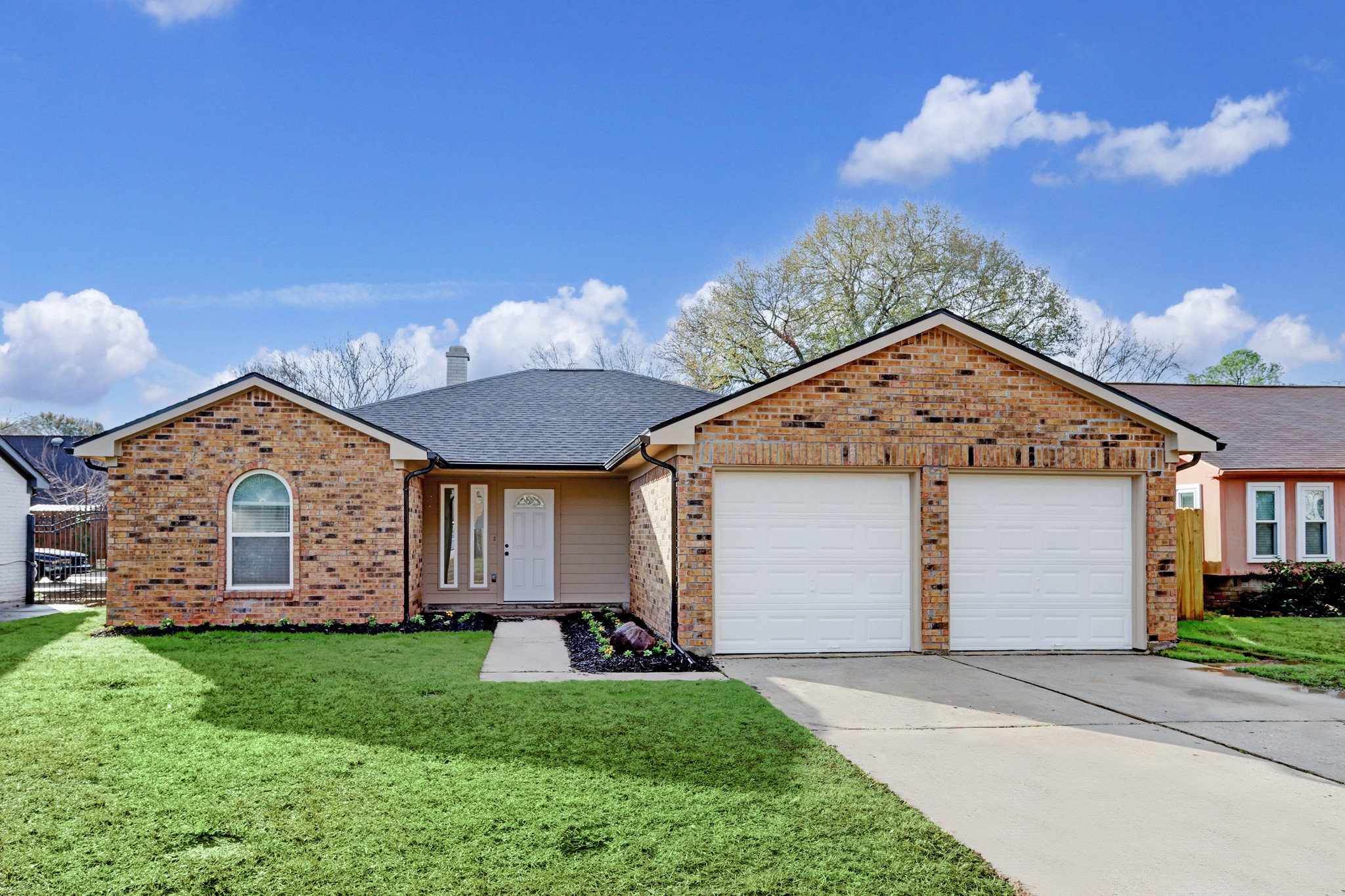 10111 Crescent Moon Drive Houston TX 77064