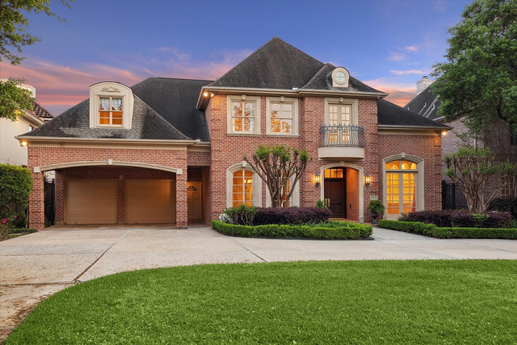 5079 Cedar Creek Drive Houston TX 77056
