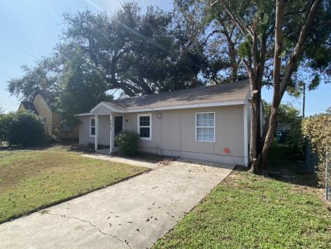 5619 Chapman Street Houston TX 77009