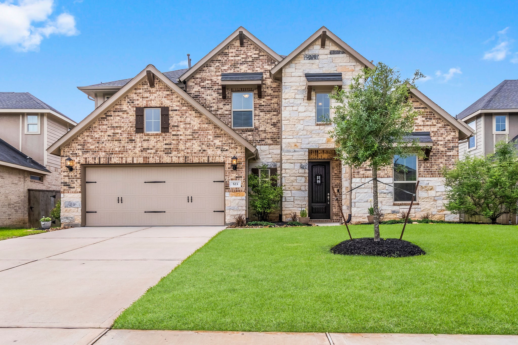 523 Willow Canyon Lane Pinehurst TX 77362