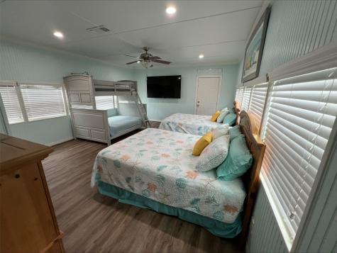 1041 N Monkhouse Drive Crystal Beach TX 77650