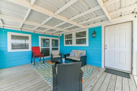 1041 N Monkhouse Drive Crystal Beach TX 77650