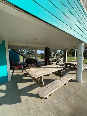 1041 N Monkhouse Drive Crystal Beach TX 77650