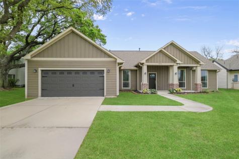 1514 N Fulton Street Wharton TX 77488
