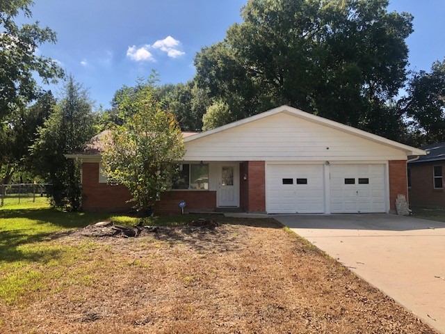 2703 Meadow Lane El Campo TX 77437