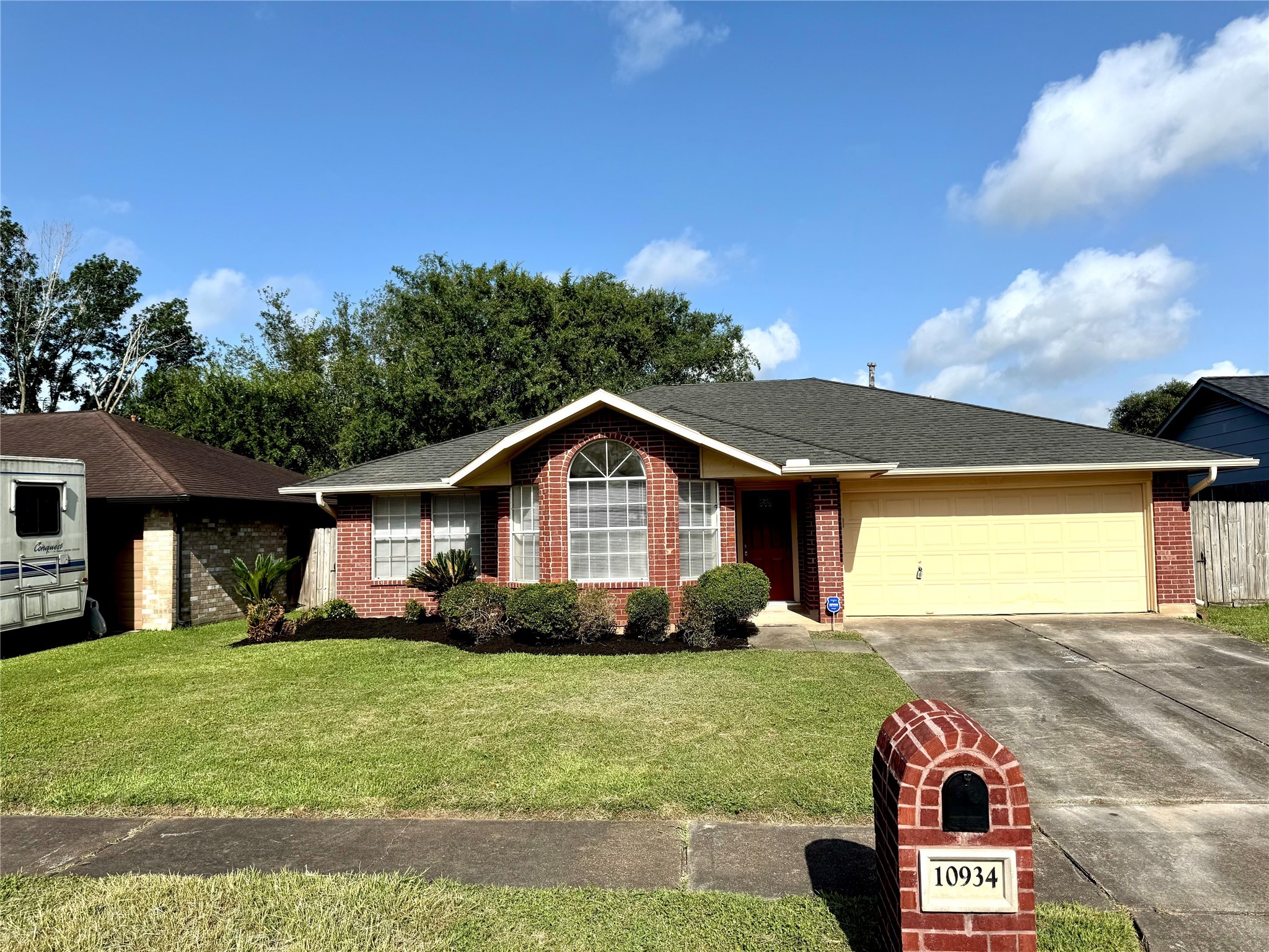 10934 Covered Bridge Street Houston TX 77075