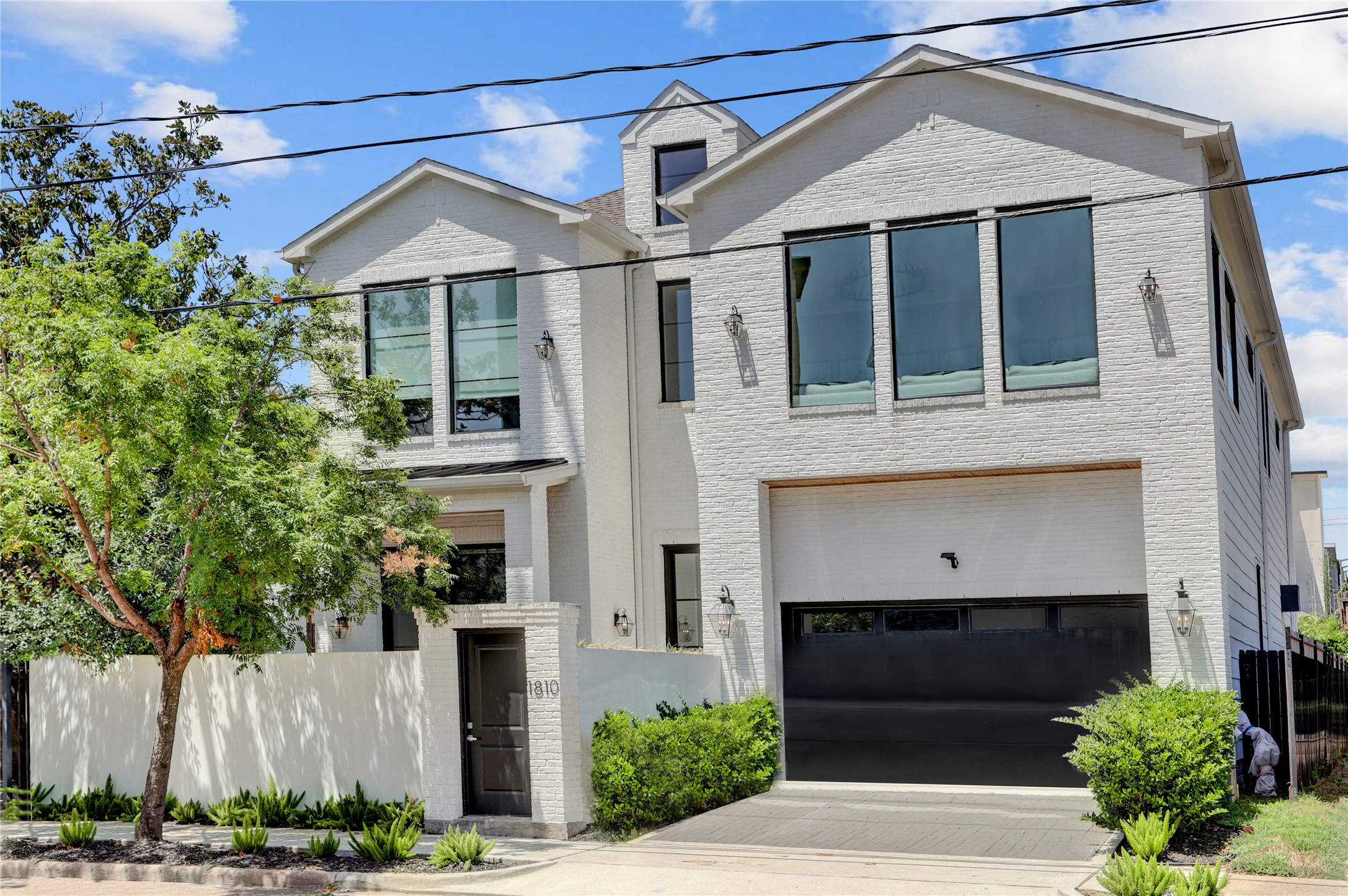 1810 Dunlavy Street Houston TX 77006