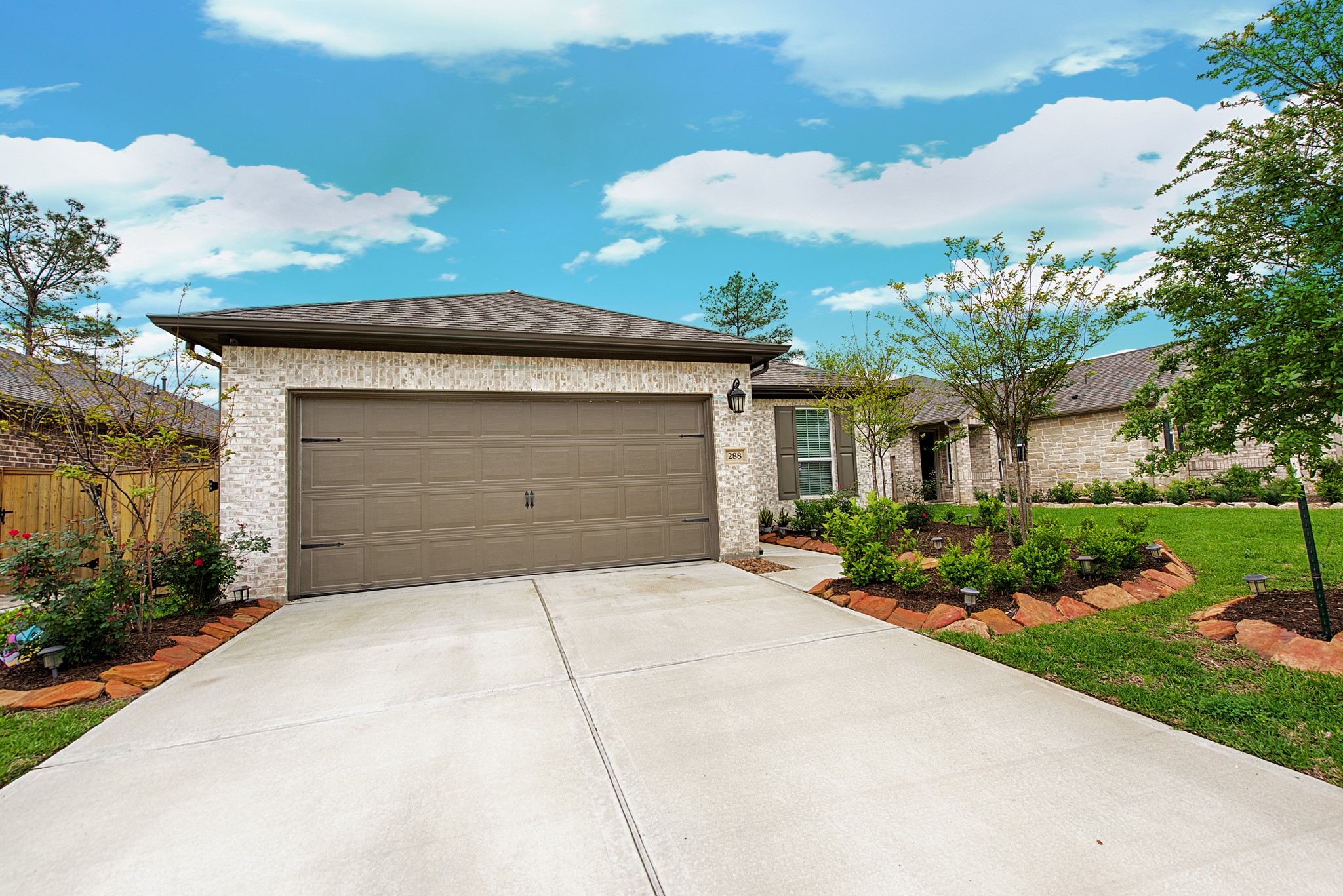 288 W Stargazer Lily Bend Montgomery TX 77316