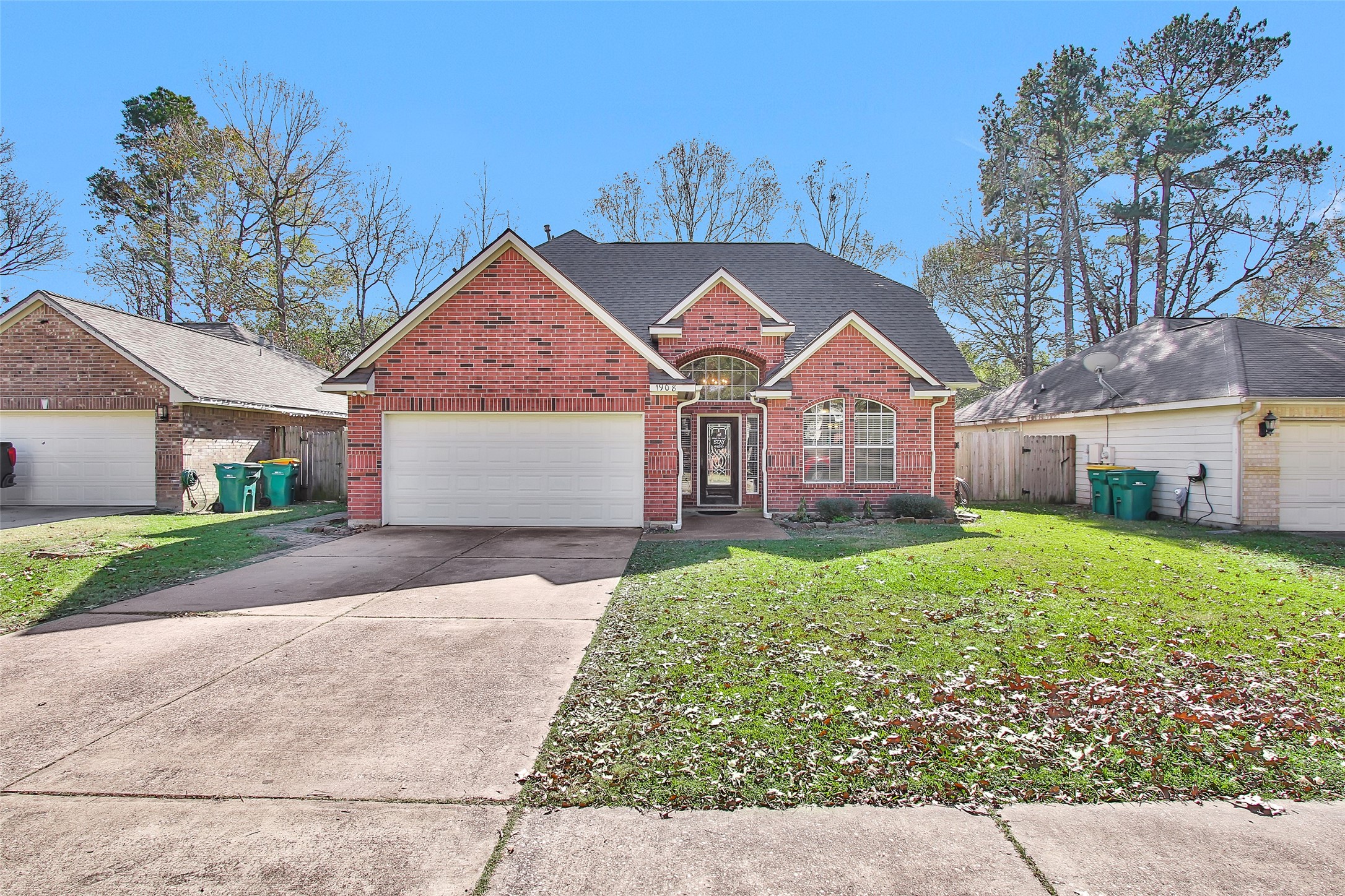 1908 Hunnington Drive Conroe TX 77303