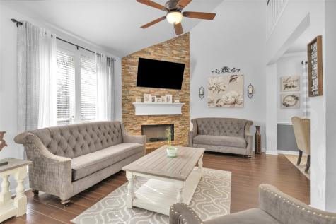1908 Hunnington Drive Conroe TX 77303