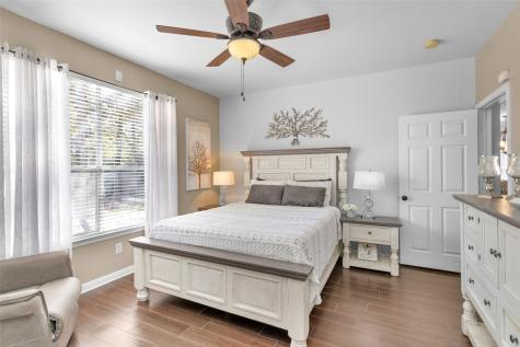 1908 Hunnington Drive Conroe TX 77303