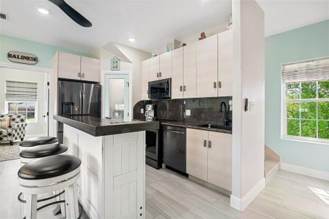 8029 Beluche Drive Galveston TX 77551