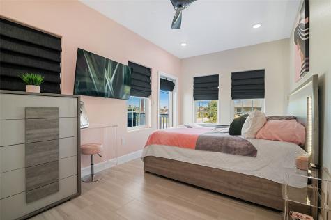8029 Beluche Drive Galveston TX 77551