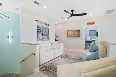 8029 Beluche Drive Galveston TX 77551