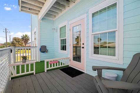8029 Beluche Drive Galveston TX 77551