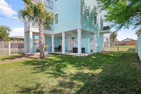 8029 Beluche Drive Galveston TX 77551