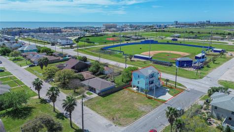 8029 Beluche Drive Galveston TX 77551