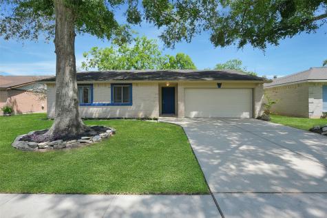 214 Redbud Circle League City TX 77573