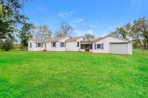1206 W Clayton Street Dayton TX 77535