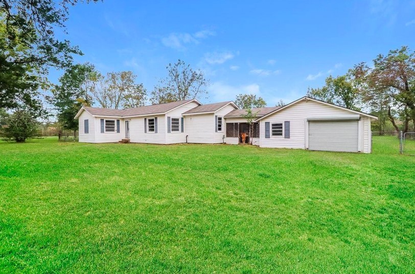 1206 W Clayton Street Dayton TX 77535