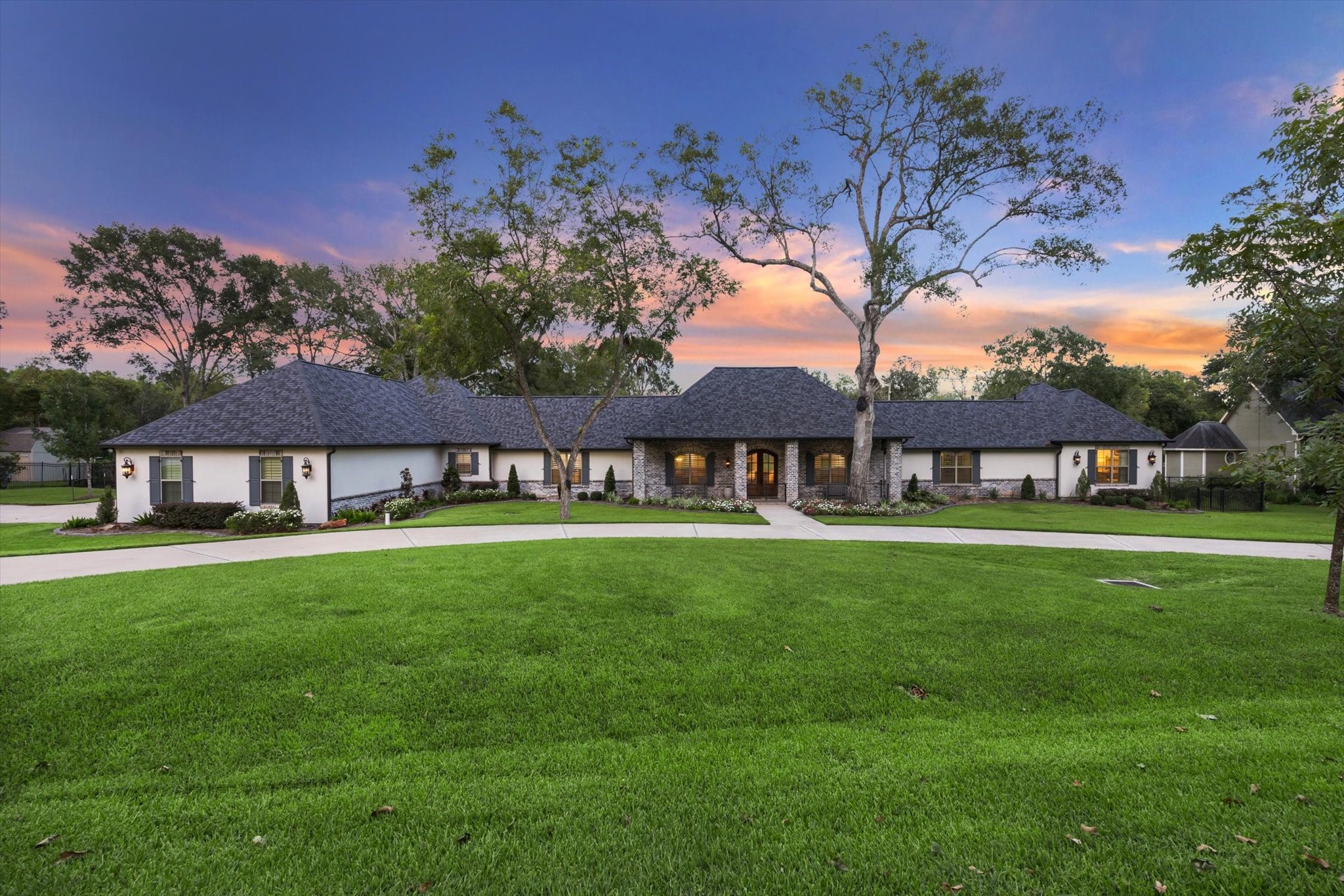 6818 Oak Knoll Drive Richmond TX 77406