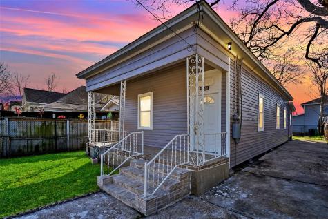 2117 Mckee Street Houston TX 77009