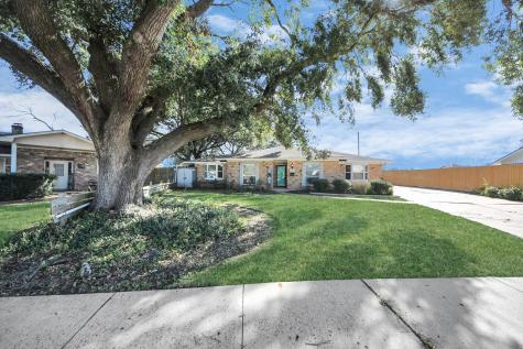 608 Lewis Street Pasadena TX 77502