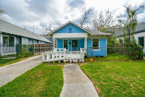 1528 Cortlandt Street Houston TX 77008
