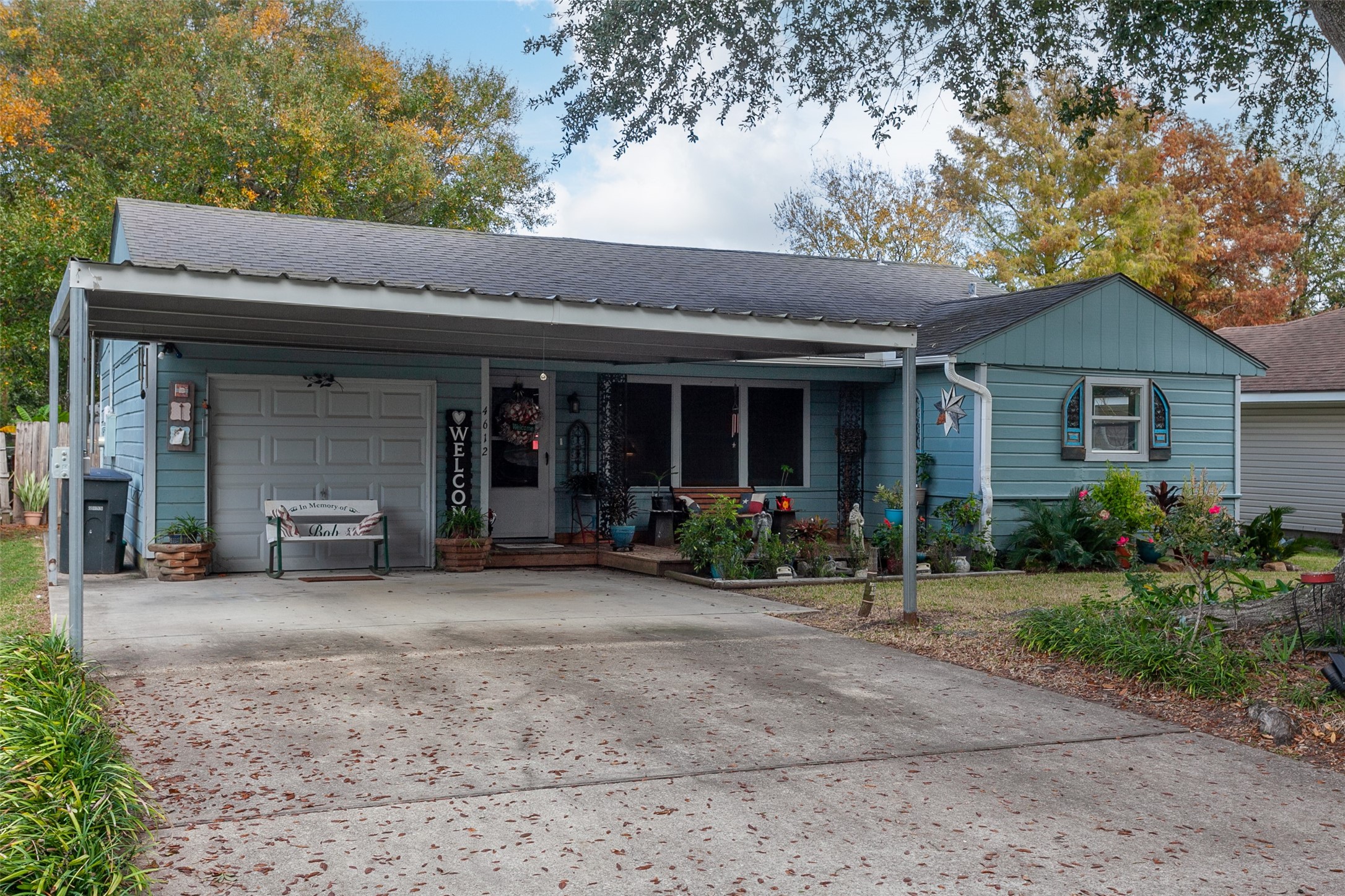 4612 Bellaire Avenue Groves TX 77619