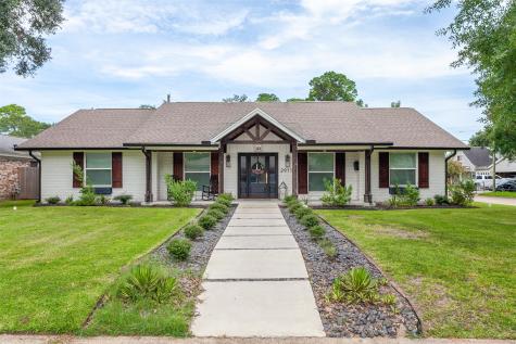 2911 Nashville Avenue Nederland TX 77627
