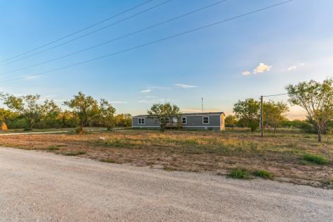 135 Frio Estates Drive Moore TX 78057