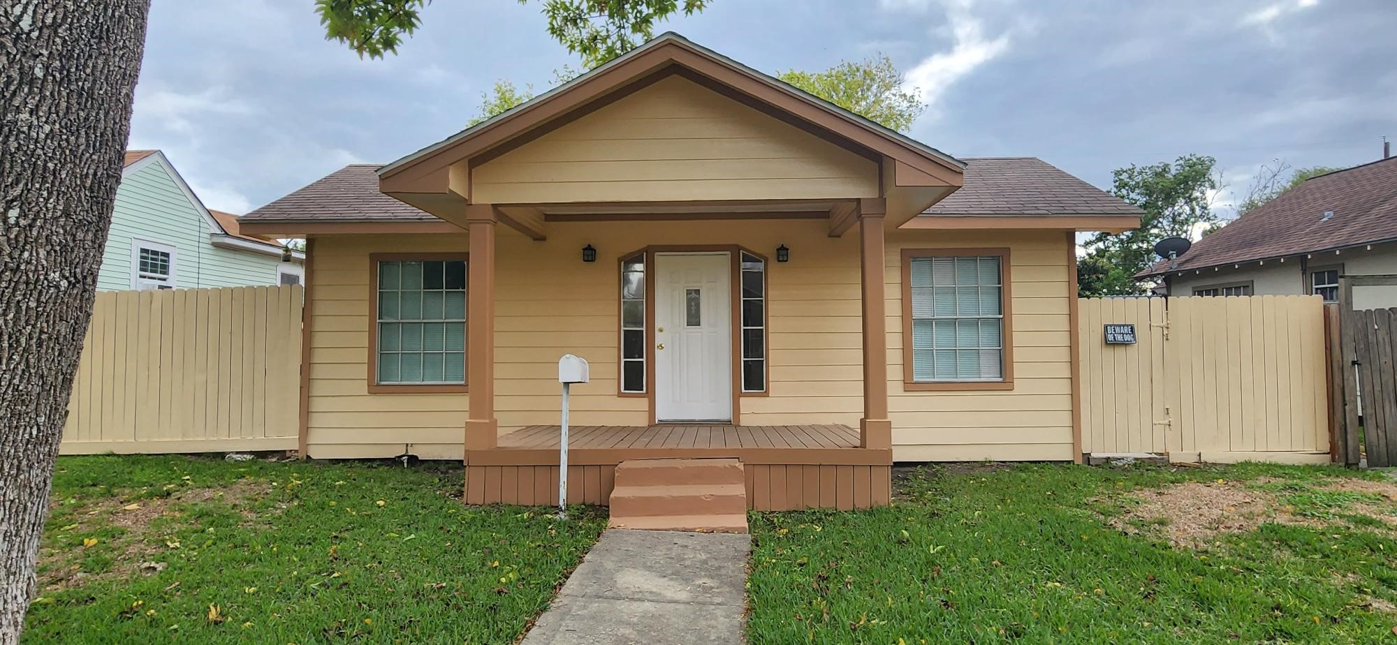 3205 Missouri Street Baytown TX 77520