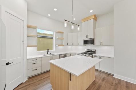 1948 Purswell Road Houston TX 77055