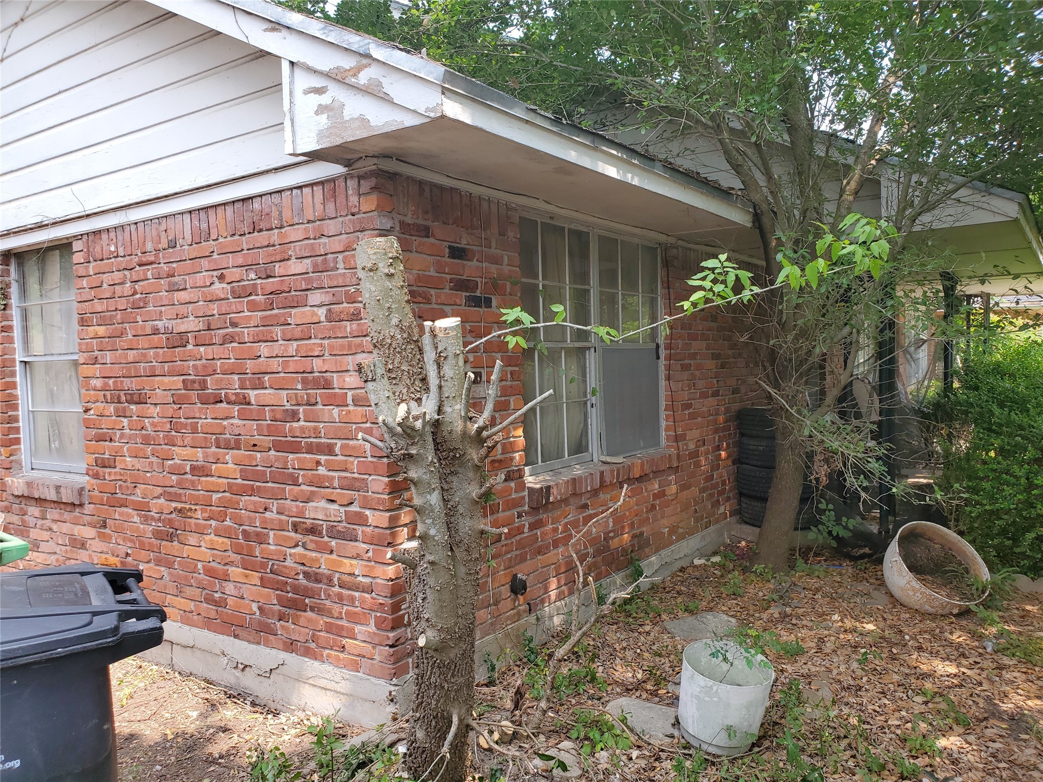 10221 Bretton Drive Houston TX 77016