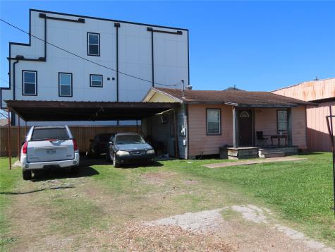 4235 Elmwood Street Houston TX 77051