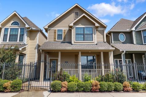 209 W 26th Street Houston TX 77008