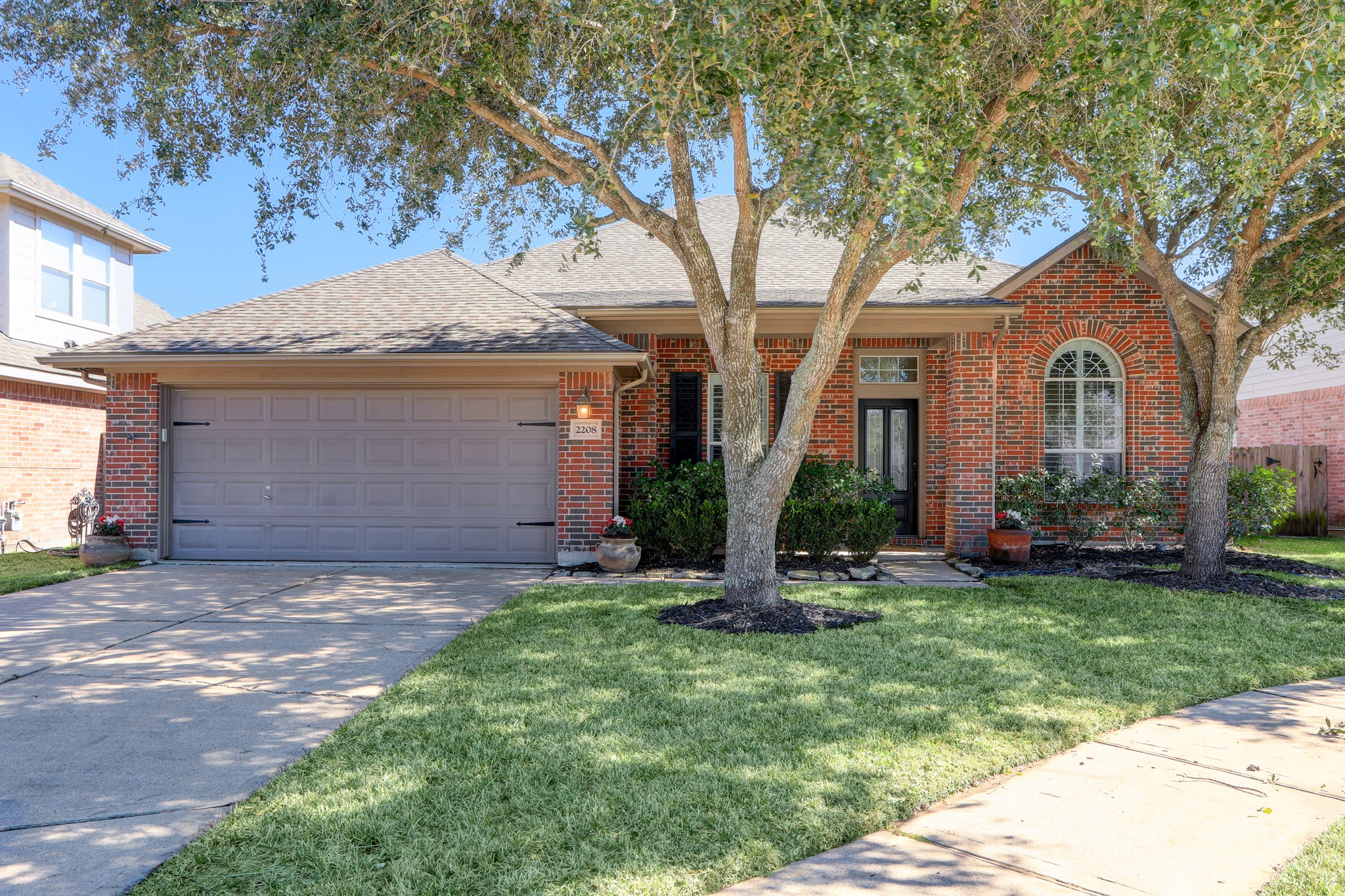 2208 Laurelglen Court League City TX 77573