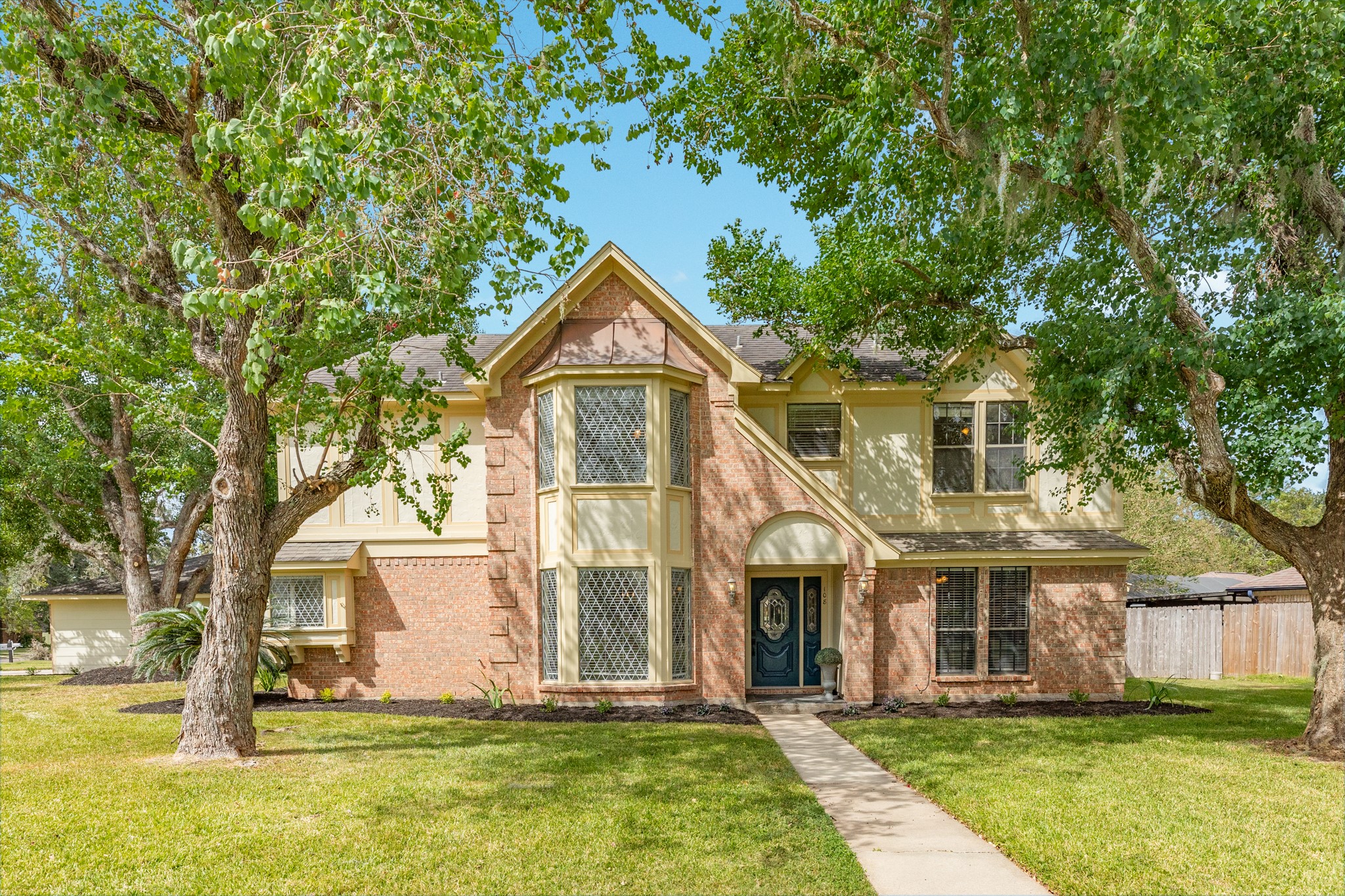108 Tanager Lane Lake Jackson TX 77566