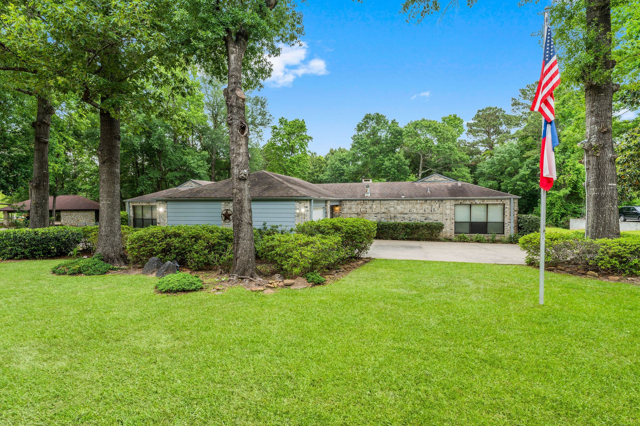 123 Hummingbird Circle Livingston TX 77351