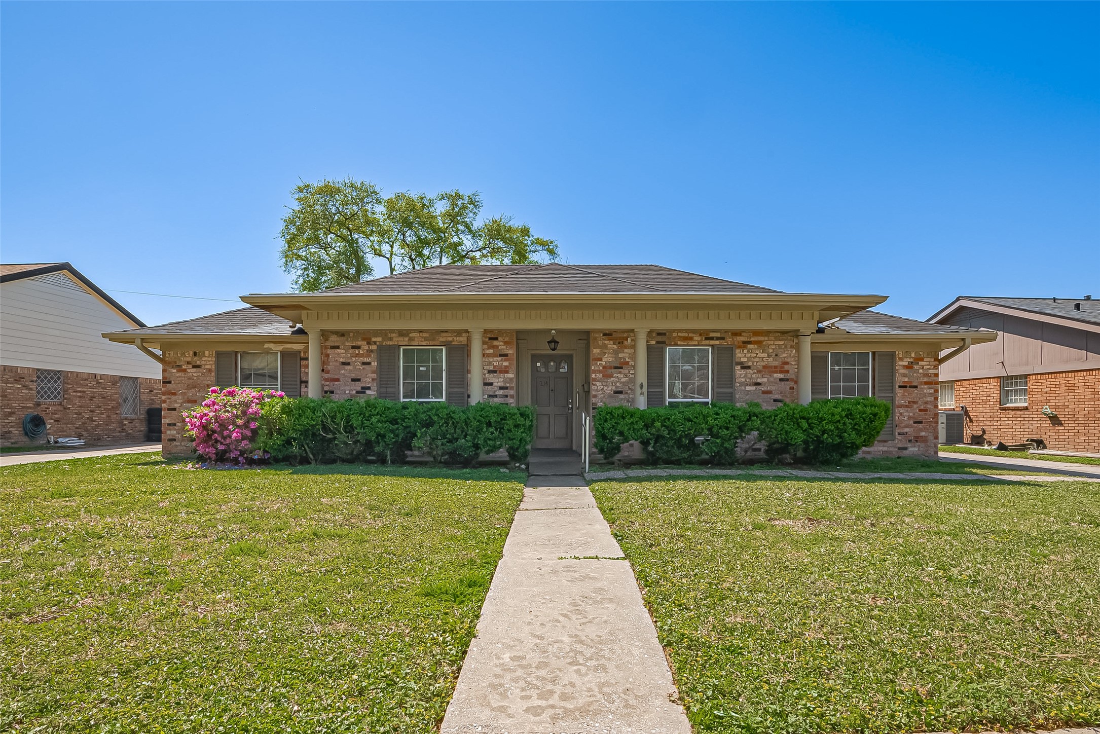 214 Parliament Drive Houston TX 77034