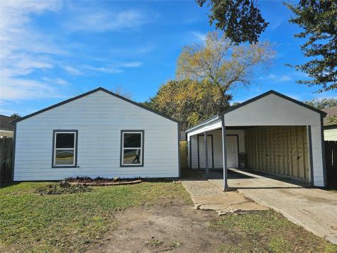 1331 Dell Dale Street Channelview TX 77530