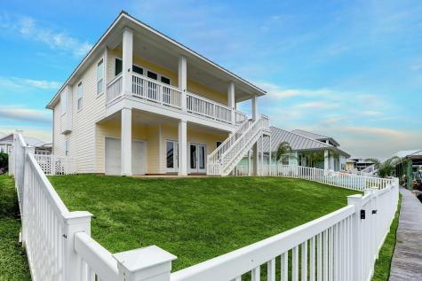 5225 Brigantine Cay Court Texas City TX 77590