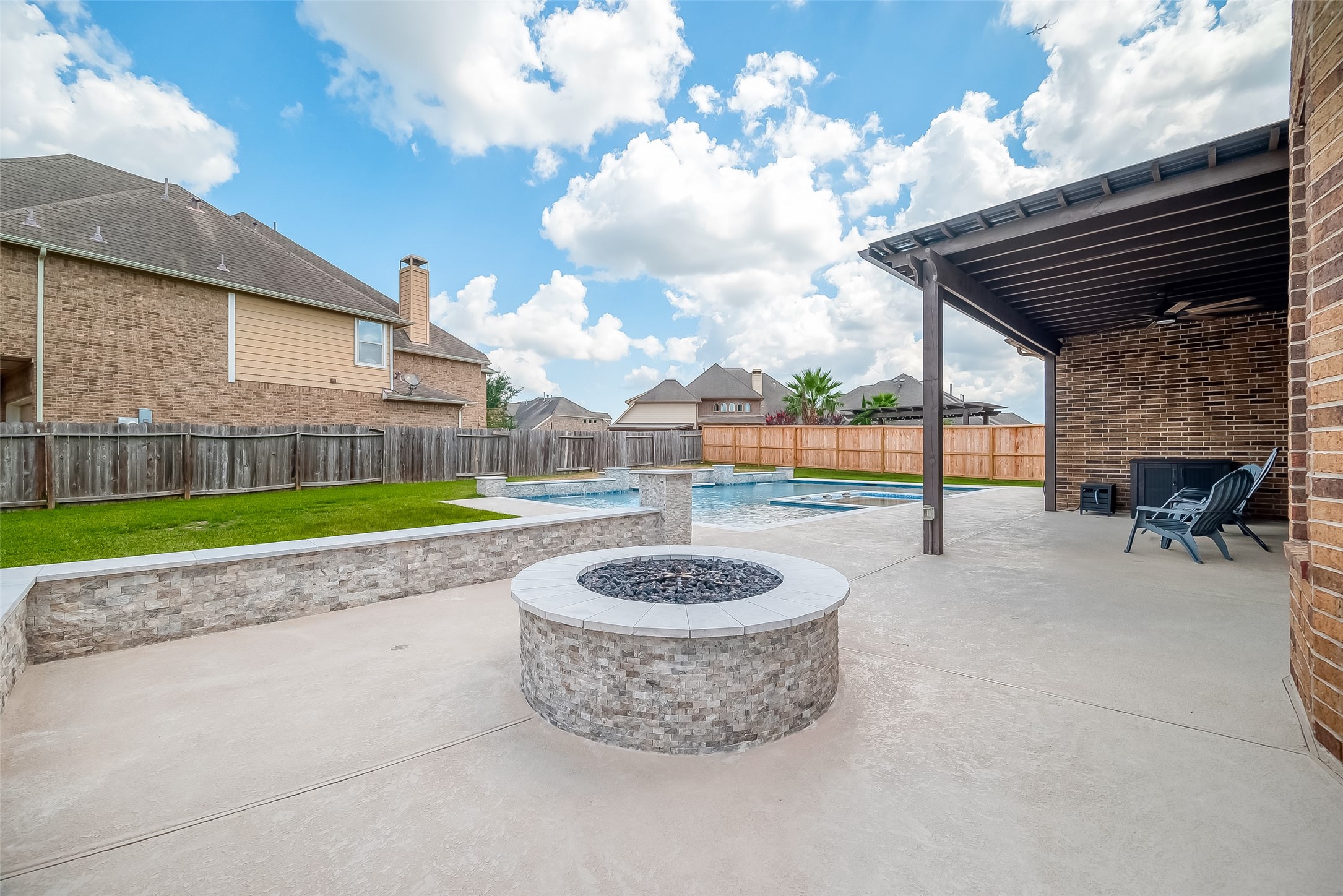 2201 Northstone Lane Friendswood TX 77546