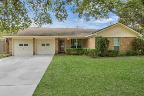1217 Southbend Drive Alvin TX 77511