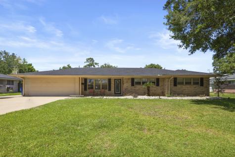 319 Dixie Drive Bridge City TX 77611