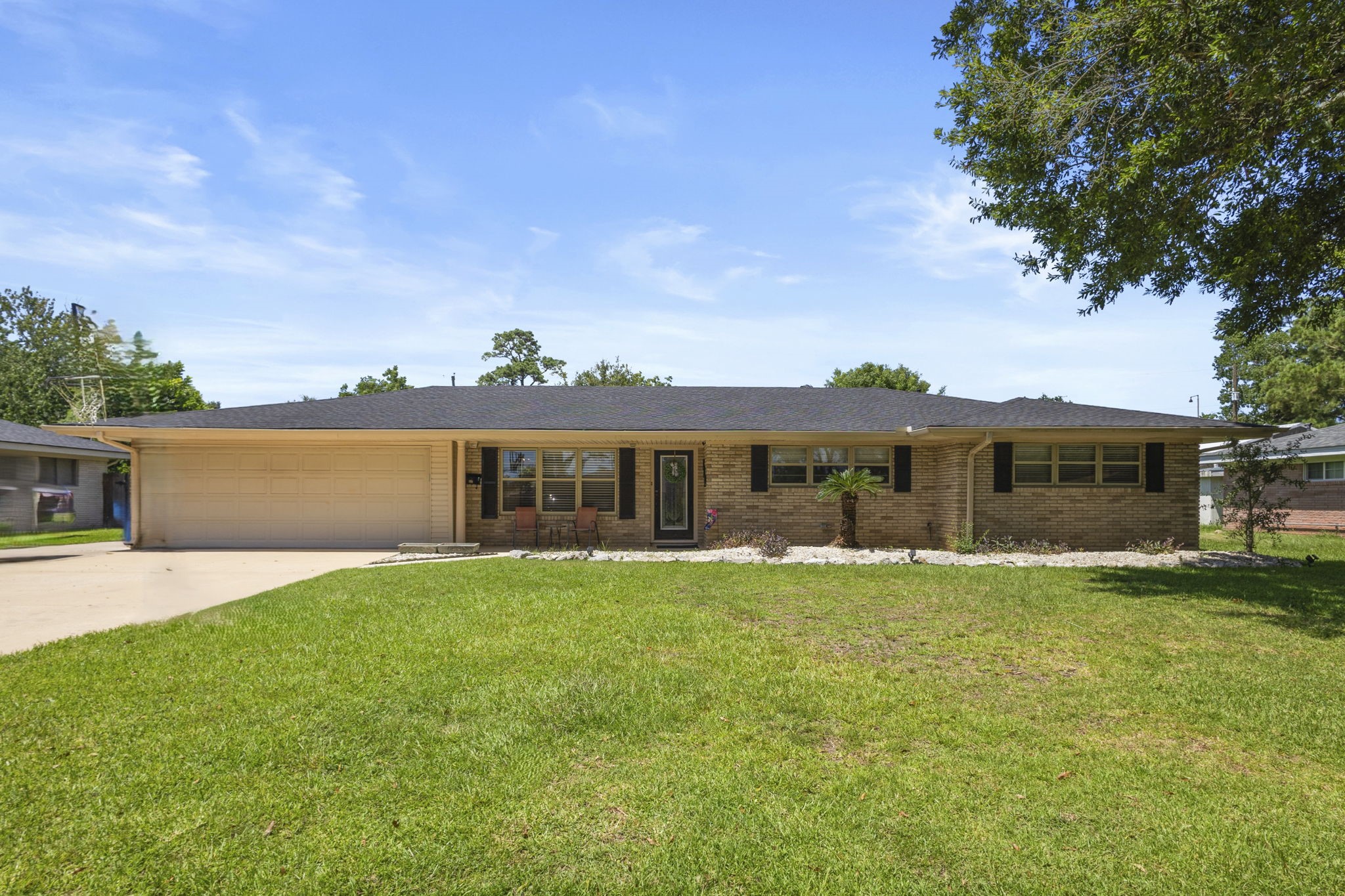 319 Dixie Drive Bridge City TX 77611