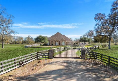 1588 County Road 239 Wharton TX 77488