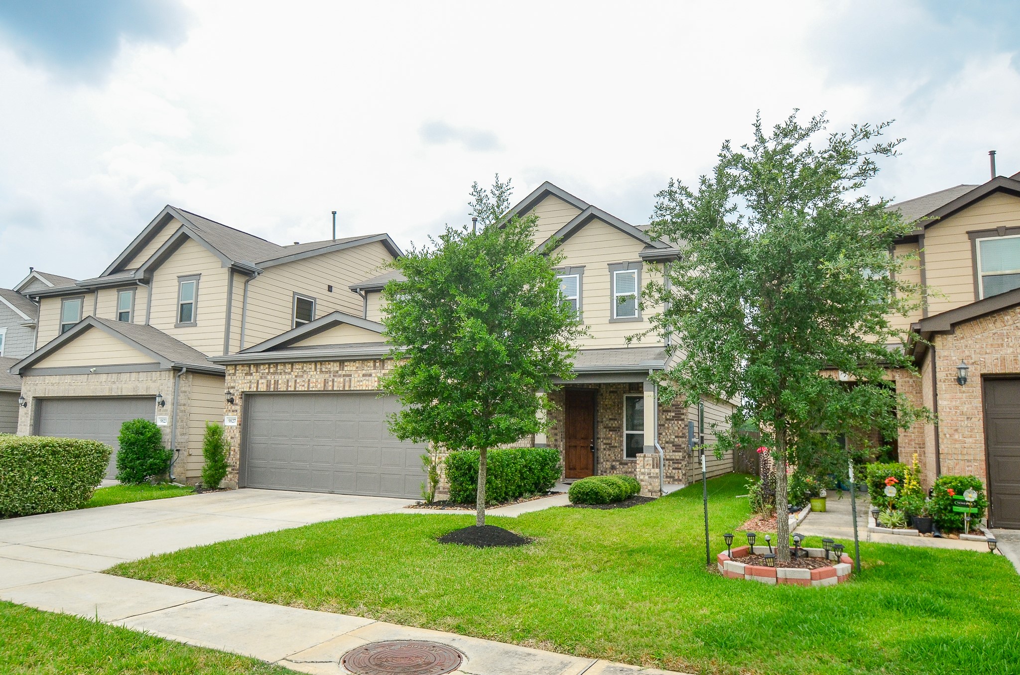 9827 Mountain Chestnut Road Houston TX 77070
