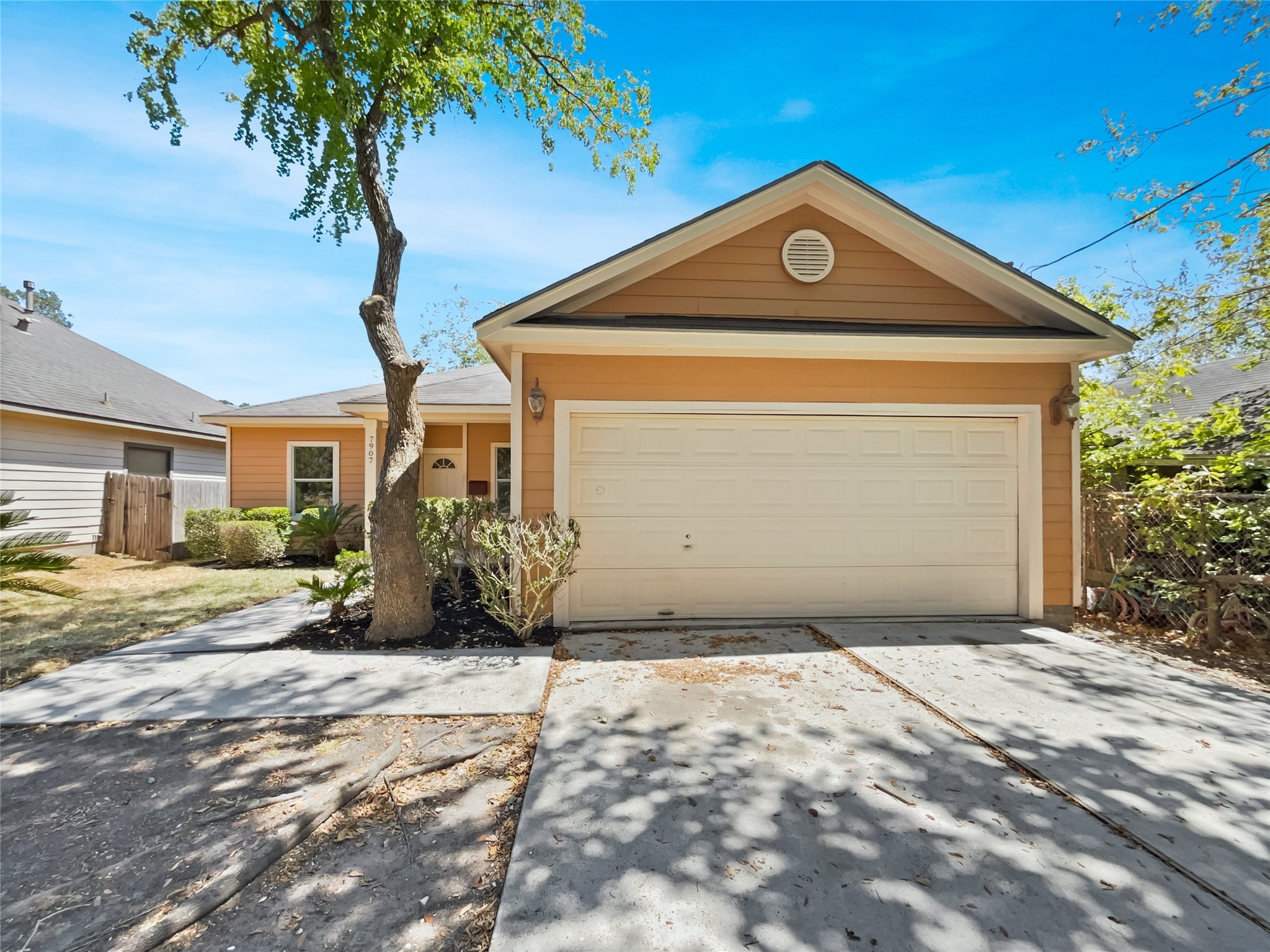 7907 Fountain Street Houston TX 77051